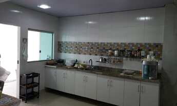 Imagem 3: Casa Ajuricaba com 2 Pisos - R$ 3.000,00