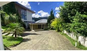 Imagem: Casa em condomínio fechado no Vale dos