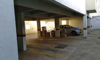 Imagem 2: Apartamento para aluguel, 2 quartos, 1 suíte, 1 vaga, Santa Mônica - Uberlândia/MG