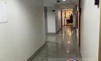 Imagem 2: SMH/NORTE QD 02 ED. DR CRISPIM - SALA REFORMADA COM GARAGEM