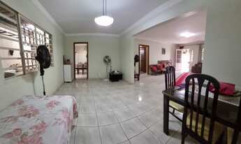 Imagem 3: Casa para venda possui 250 metros quadrados com 3 quartos em Ceilândia Sul - Brasília - DF