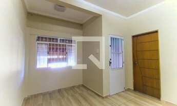 Imagem 2: Casa para Aluguel - Parque Santa Rita, 3 Quartos, 75 m2