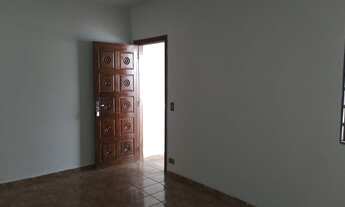 Imagem 4: Garagem p/ 2 carros, sala, cozinha c/ gab., 2 dormitórios, banheiro social, lavanderia e p