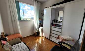 Imagem 3: Apto 3 qts, rico em armarios, vaga para 2 carros coberta. Apenas 185 mil