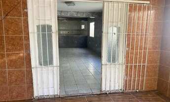 Imagem 4: Alugo ótima casa com 3 quartos no Bairro de Cajueiro / Recife