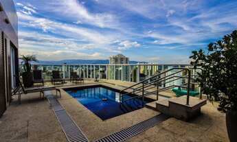 Imagem 3: Apartamento para aluguel possui 335 metros quadrados com 4 quartos em Ponta da Praia - San