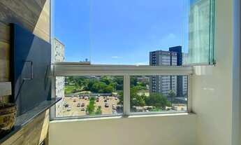 Imagem 2: Apartamento / 2 Dormitórios / Sacada com Churrasqueira / 1 Vaga / Morro Santana / Porto Al