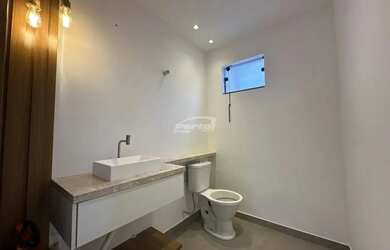 Imagem 6: Loja térrea comercial disponível para locação no bairro Centro, em Balneário Piçarras/SC