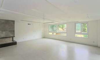 Imagem 2: Casa em Condomínio com 4 suítes e 2 vagas de garagem no bairro Tristeza