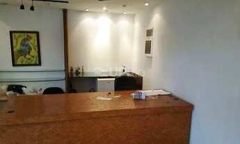 Imagem 4: Loja Citta America parte central do shopping com 1 vaga