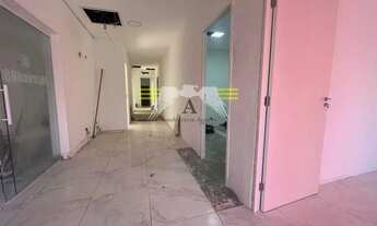 Imagem: Casa comercial à Venda, 330m², 9 salas