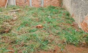 Imagem 3: Vendo um lote no jardim santa Rita mede 5/25 valor 56 mil reais