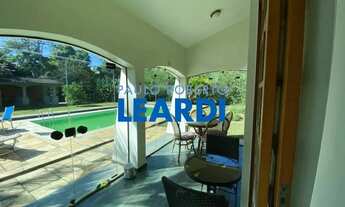 Imagem: CASA ASSOBRADADA - CHÁCARAS BARTIRA - SP