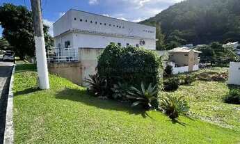 Imagem: Terreno plano no condomínio Sítio Santo