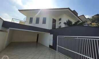 Imagem: Oportunidade Imperdível! Casa no Bairro