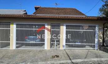 Imagem: Casa em Rua Júlio de Castilho - Centro