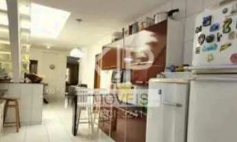 Imagem 7: Duas casas em uma ( três andares ) , em rua calma e bem localizada