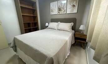 Imagem 4: Vendo com exclusividade lindo AP mobiliado com 53m2, 2 quartos sendo 1 suíte, 1 vaga e áre