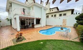 Imagem: Casa à venda, 4 quartos, 1 suíte, 4 vagas