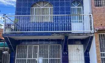 Imagem 5: VENDO CASA - SANTO ANTÔNIO - 4 QUARTOS