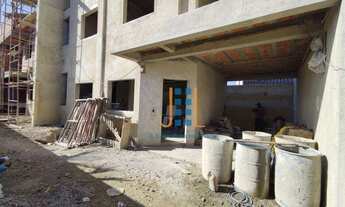 Imagem: Sobrado no Capão Raso com três quartos