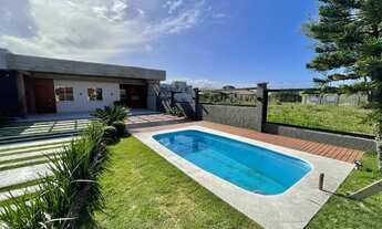 Imagem 2: Casa para venda possui 190 metros quadrados com 3 quartos em Atlantida Sul - Osório - RS