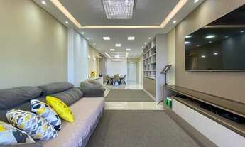 Imagem 3: Apartamento para venda tem 216 metros quadrados com 4 quartos em Canto do Forte - Praia Gr