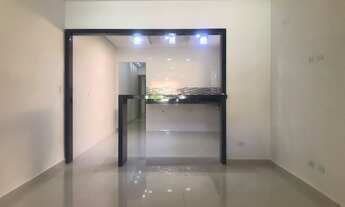 Imagem 6: Casa geminada 2 dormitórios com 2 vagas e ótimo acabamento