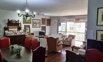 Imagem: Amplo apartamento em condomínio de luxo