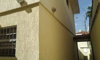 Imagem 5: Sobrado para aluguel possui 174 metros quadrados com 4 quartos em Campestre - Santo André