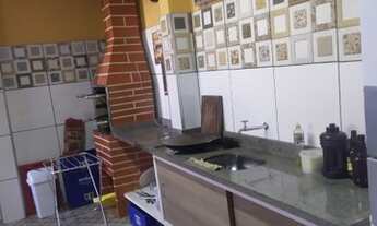 Imagem 2: Térrea para venda tem 82 metros quadrados com 2 quartos