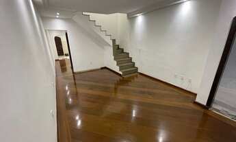 Imagem 3: Sobrado com 165 m² sendo 3 dormitórios, 1 suíte, 2 vagas, churrasqueira à venda por R$ 624