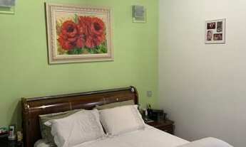 Imagem 6: Sobrado para venda possui 250 metros quadrados com 4 quartos em Taboão - São Bernardo do C