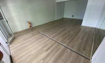 Imagem 2: Sala Comercial com frente para a rua Padre Anchieta - Segundo Andar