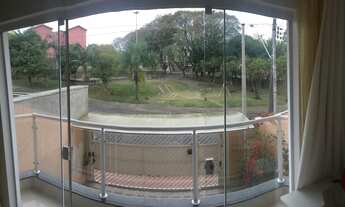 Imagem 3: Sobrado a venda possui 148 m² com 4 quartos, sendo 1 suite no Jardim Jamaica -Santo André