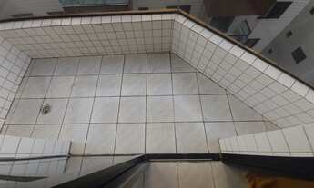 Imagem 6: Apartamento com sacada - PISCINA NO PRÉDIO