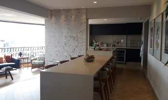 Imagem 5: Apartamento com 4 Quartos e 6 banheiros à Venda, 307 m² por R$ 1.800.000