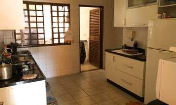 Imagem 3: Casa para venda com 247 m2 com renda de R$1.800,00