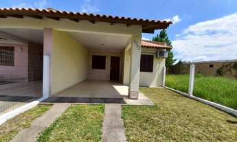 Imagem 2: Casa para venda com 62 metros quadrados com 2 quartos em Capao Novo - Capão da Canoa - RS