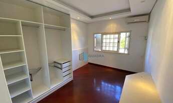 Imagem: Casa com 5 dormitórios à venda, 250 m²