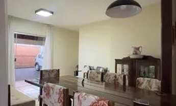 Imagem 4: Casa para Venda em Uberlândia, Umuarama, 4 dormitórios, 2 suítes, 3 banheiros, 4 vagas