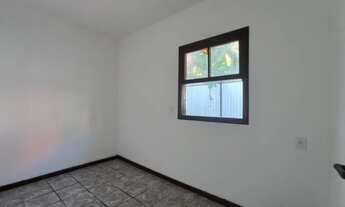 Imagem 6: Casa com 4 dormitórios a 360 metros do mar, em Sambaqui / Florianópolis