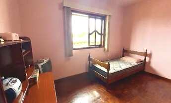 Imagem 7: Casa com 3 quartos à venda, 230 m² por R$ 750.000 - São Pedro - Juiz de Fora/MG