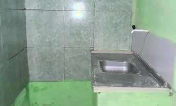 Imagem 6: Casa com 81m², com 1 quarto, banheiro, cozinha, sala, quintal e lavanderia. Próximo a av