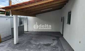 Imagem 2: Casa reformada em excelente localização!!