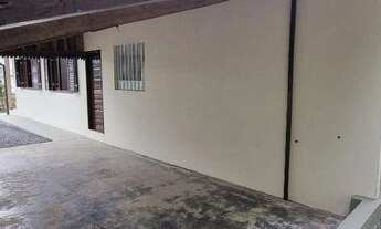 Imagem 4: Casa com 4 dormitórios para alugar, 140 m² por R$ 2.800,00/mês - Glória - Joinville/SC