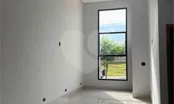 Imagem 6: Bela casa disponível para a venda no condomínio Residencial Mônaco