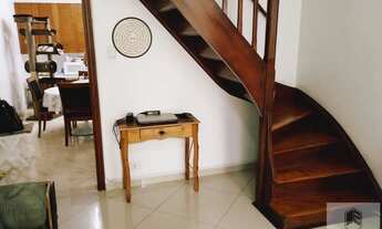 Imagem 4: Sobrado com três dormitórios, reformado, local com amplo comércio e transporte