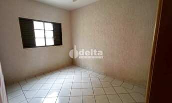 Imagem 7: Casa para aluguel, 3 quartos, 4 vagas, Jardim Patrícia - Uberlândia/MG