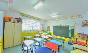 Imagem 5: Terreno com escola infantil funcionando
